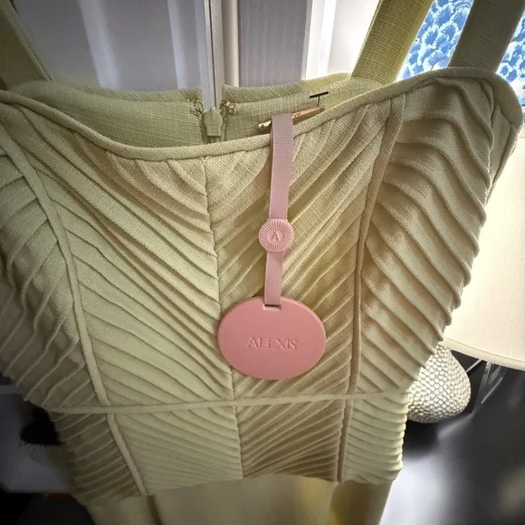 Alexis Pale Yellow Midi Dress with Square Neck - Picture 5 of 7